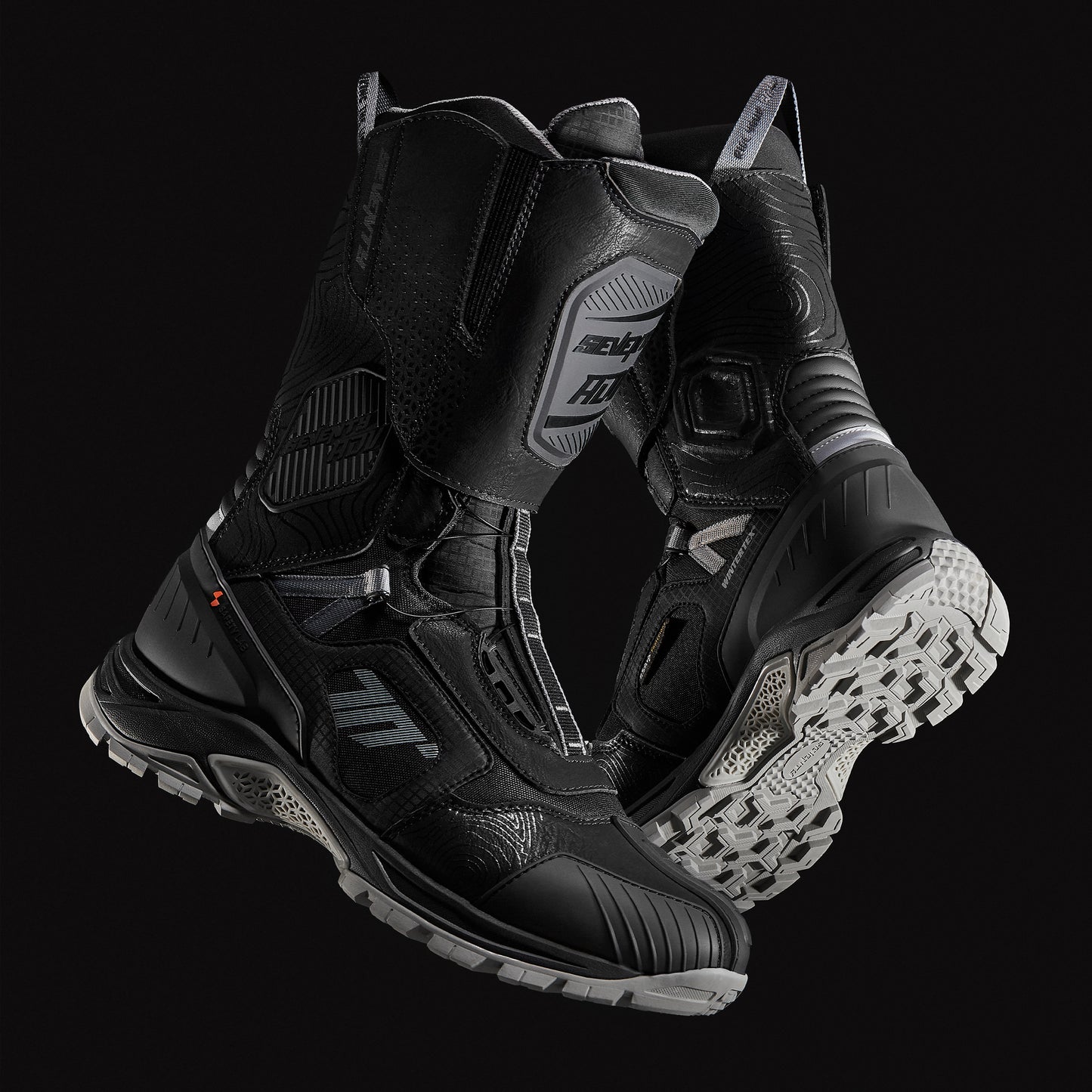 BOTA SD-BA6 STELVIO ALTA NEGRA/GRIS | SKU: SD3700601-#
