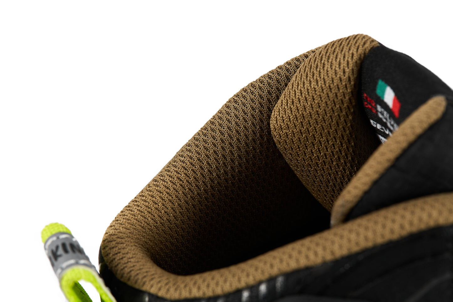 BOTA SD-BA7 STELVIO BAJA NEGRA/ARENA/AMARILLO FLUOR | SKU: SD3700703#