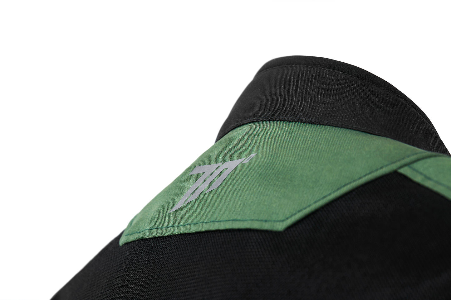 CHAQUETA SD-JT66 SAHARA HOMBRE VERDE MILITAR/ROJO | SKU: SD2306622#